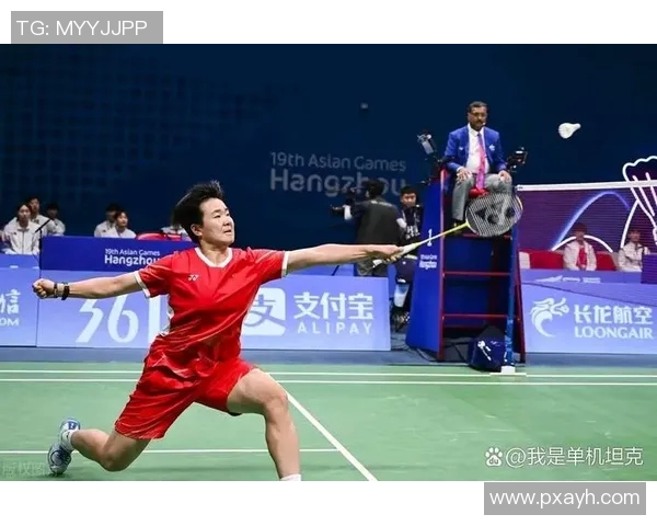 广州羽毛球队中路突破战术解析与实战应用探讨